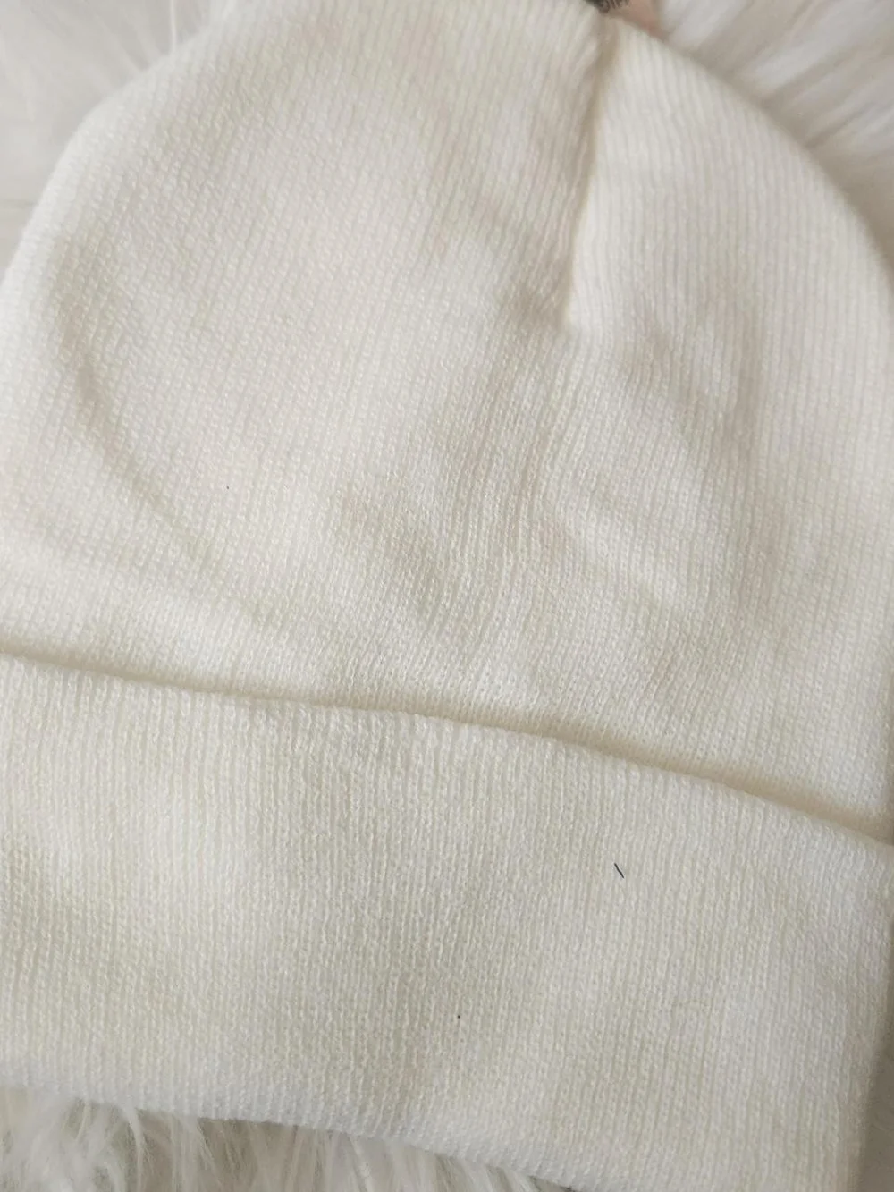 NY Embroidered White Knit Beanie - Men
